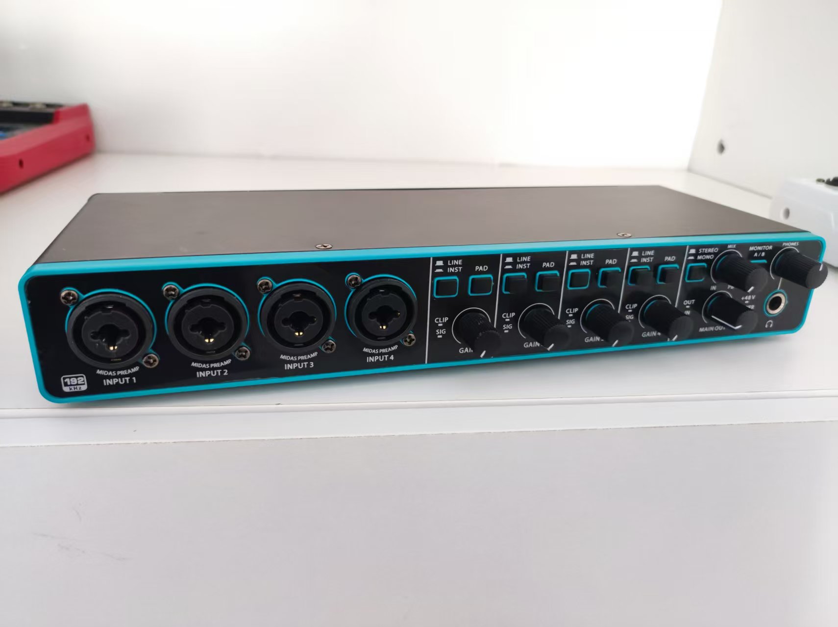 Profesyonel 4 Kanallı USB ses  - Studio Audio Interface With 48V Phantom incelemesi ve fiyatı